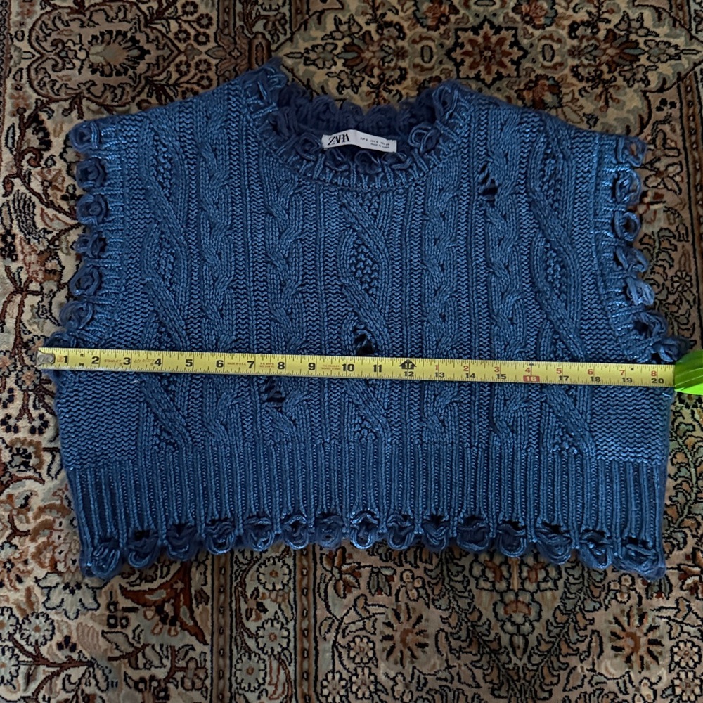 Zara Navy Blue Metallic Crochet Fringe Top (size small) - Picture 4 of 6